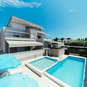 Appartement Prestige, Petrcane